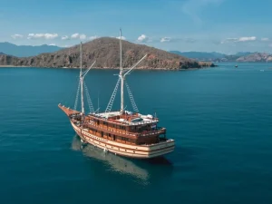 boat trip Lombok to Komodo